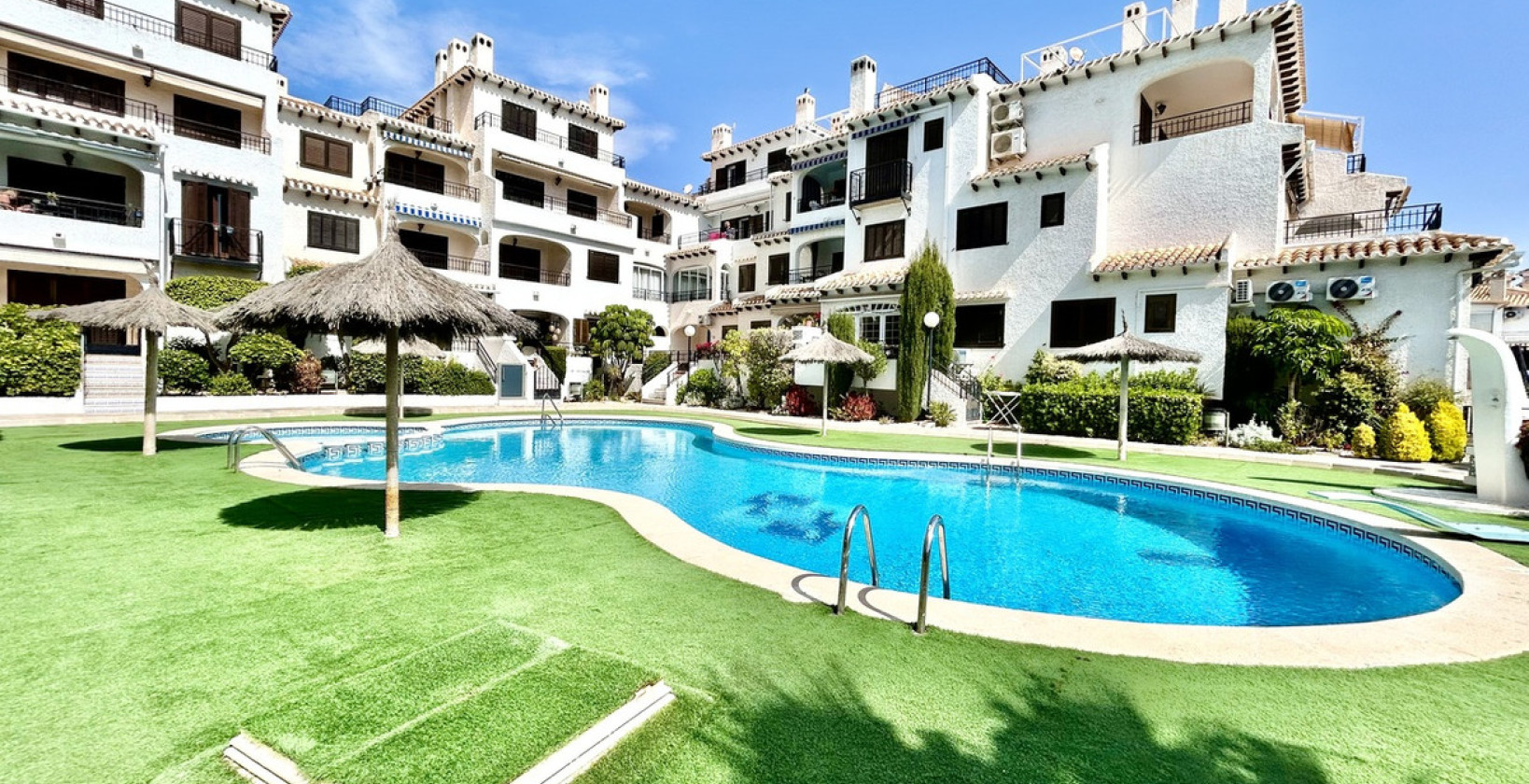Återförsäljning - Lägenhet / lägenhet - Orihuela Costa - Cabo Roig