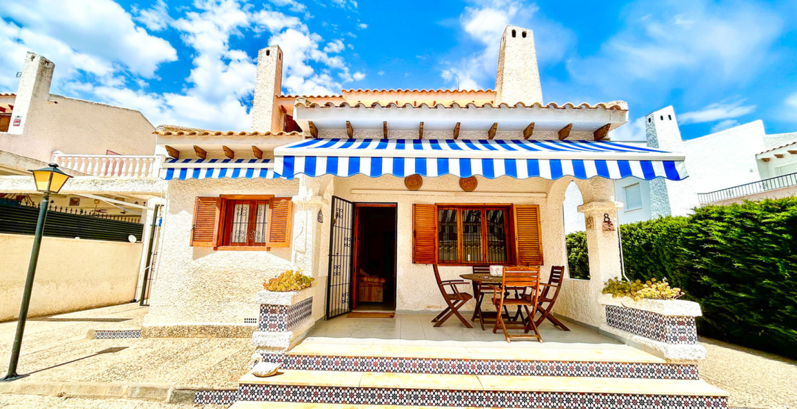 Resale - Villa - Orihuela Costa - La Zenia