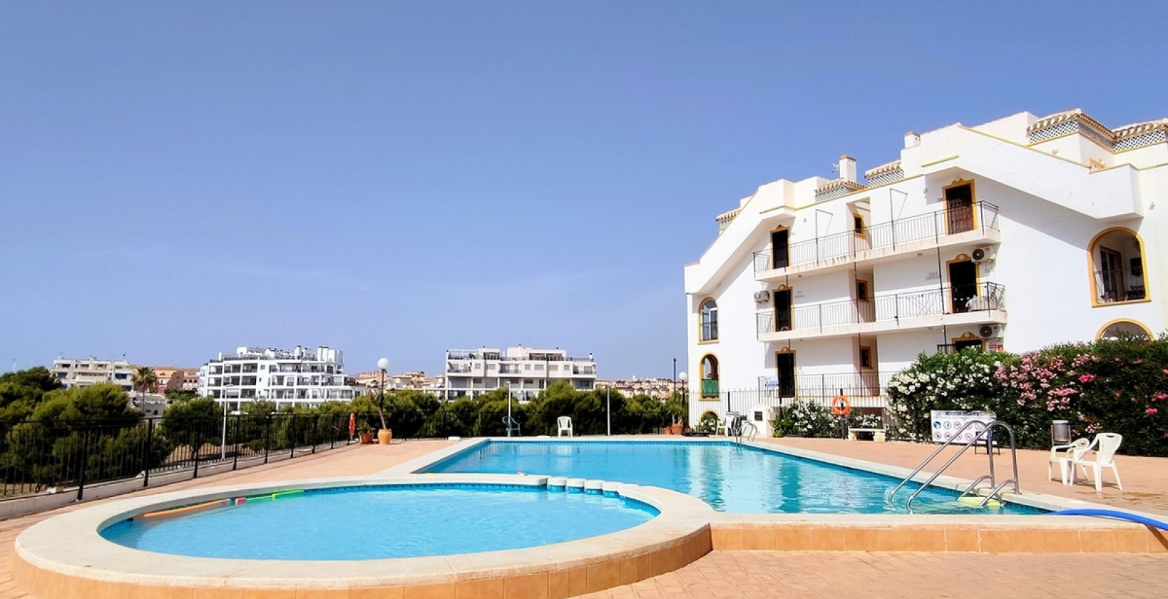 Resale - Apartment / flat - Orihuela Costa - La Zenia