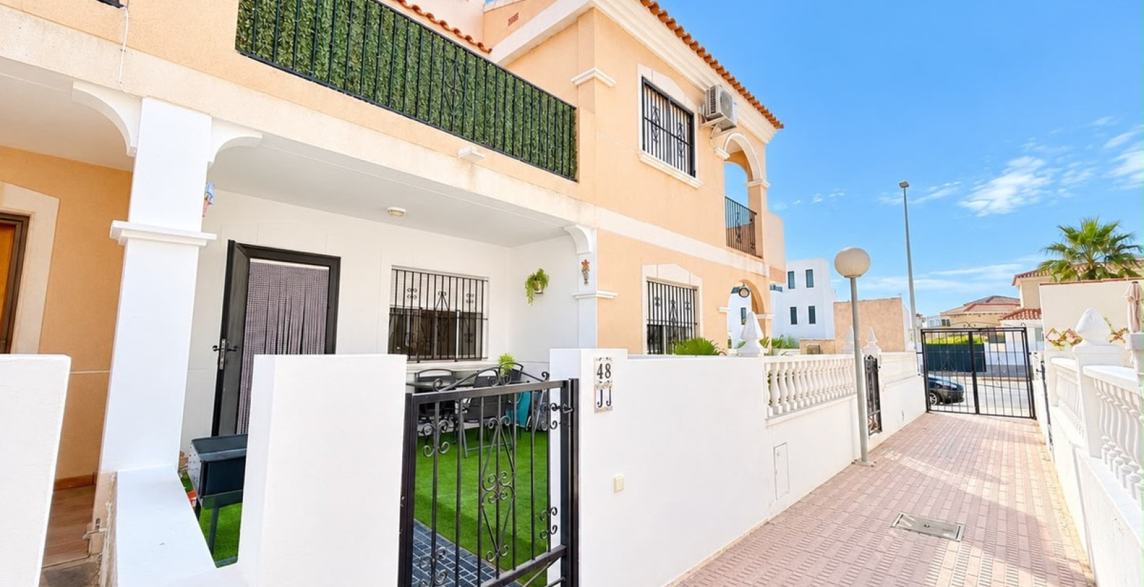 Resale - Townhouse - Orihuela Costa - La Zenia
