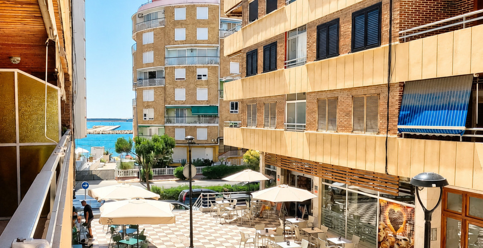 Resale - Apartment / flat - Torrevieja - Torrevieja Centro