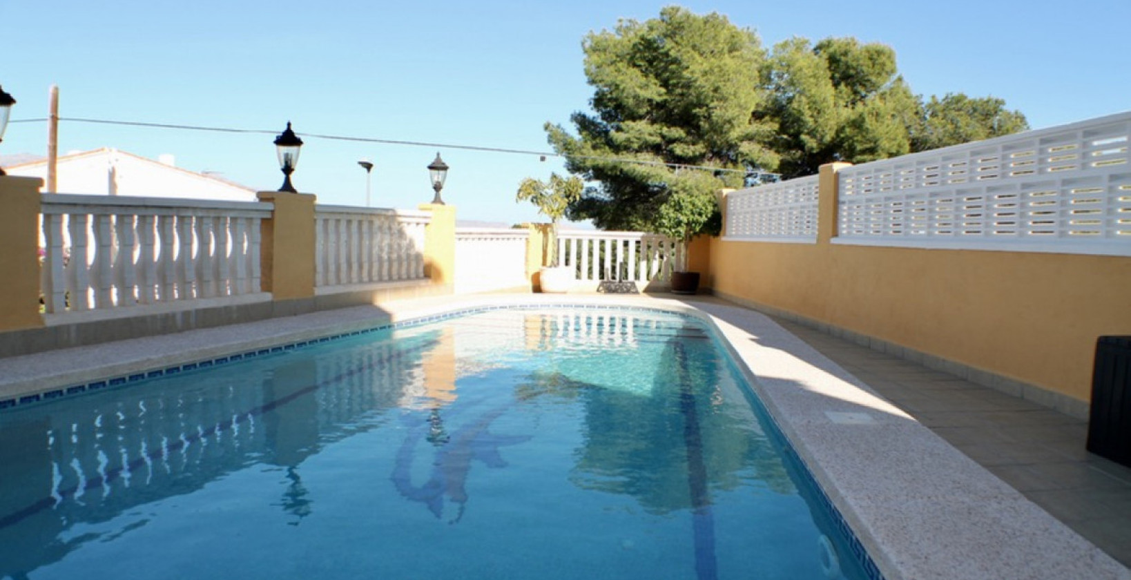 Återförsäljning - Villa - La Nucía - La Nucia Centro