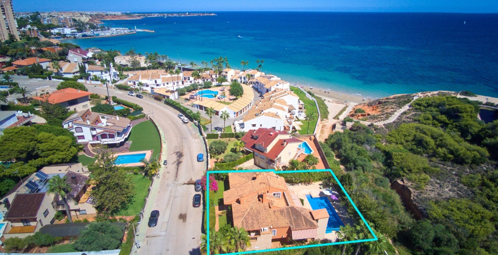 Resale - Villa - Orihuela Costa - Campoamor