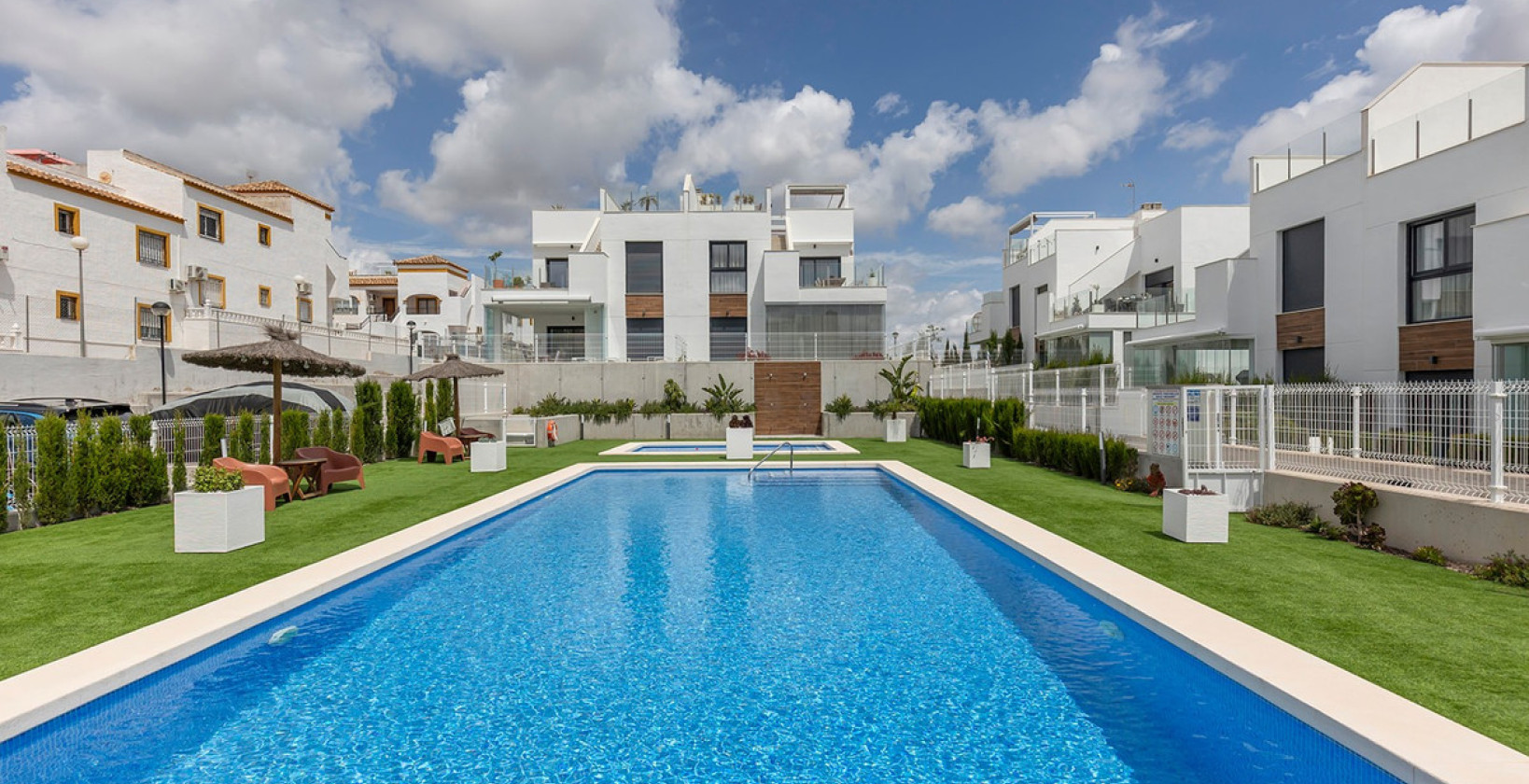Resale - Apartment / flat - Orihuela Costa - Vistabella Golf
