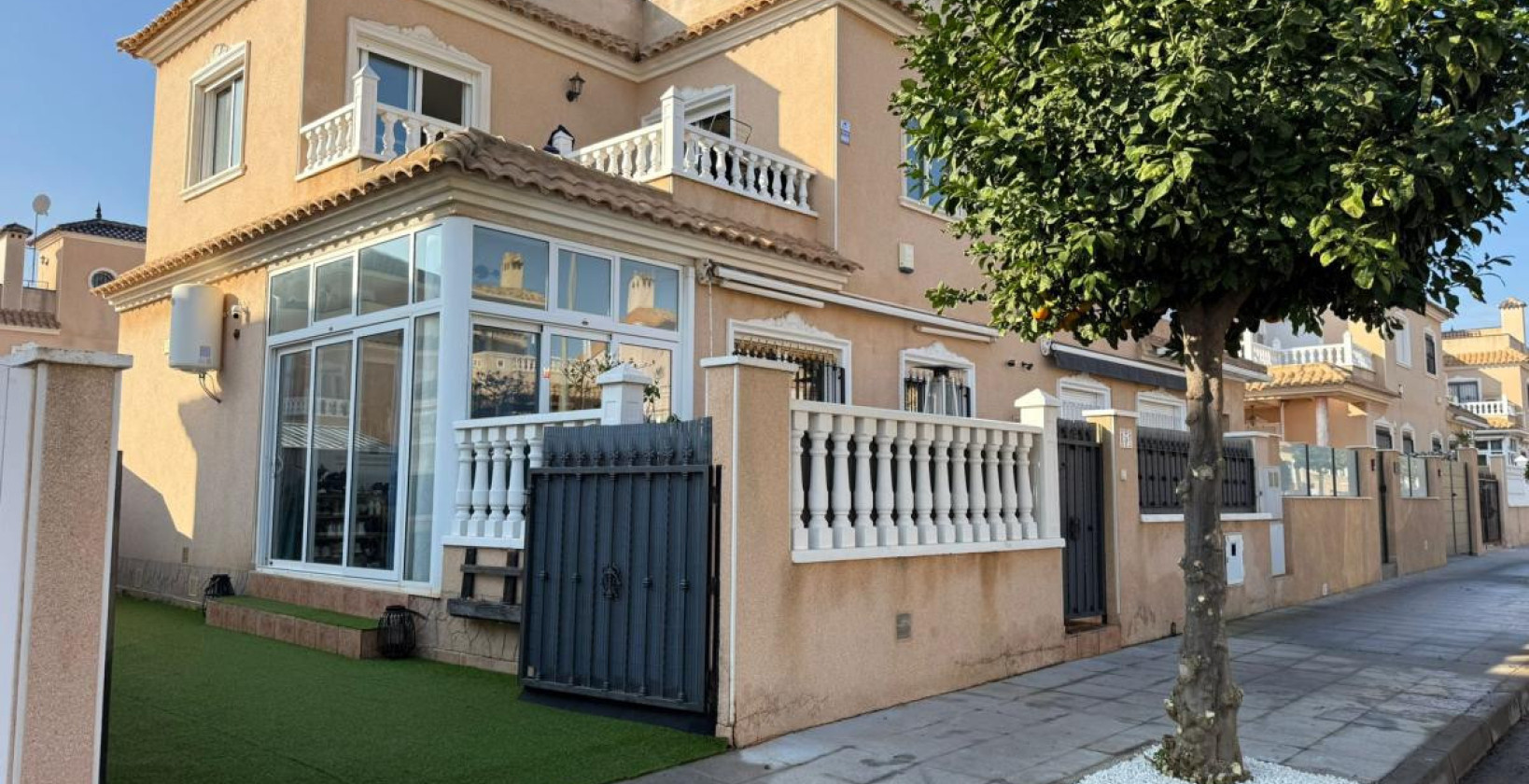 Resale - Villa - Pilar de la Horadada - Torre De La Horadada