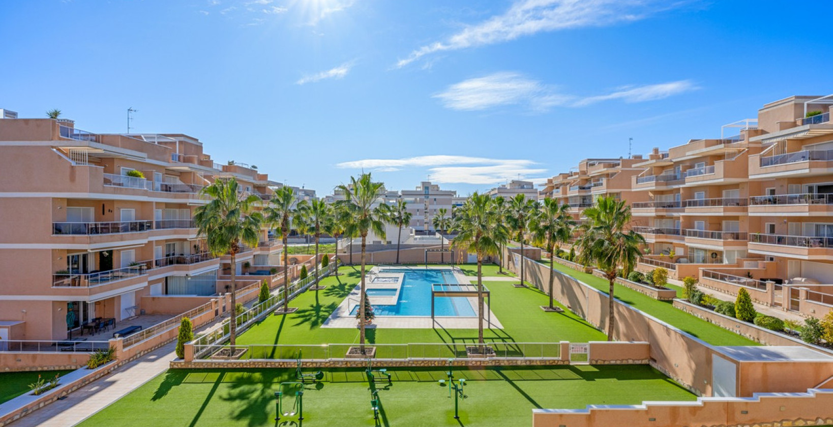 Resale - Apartment / flat - Orihuela Costa - Villamartin