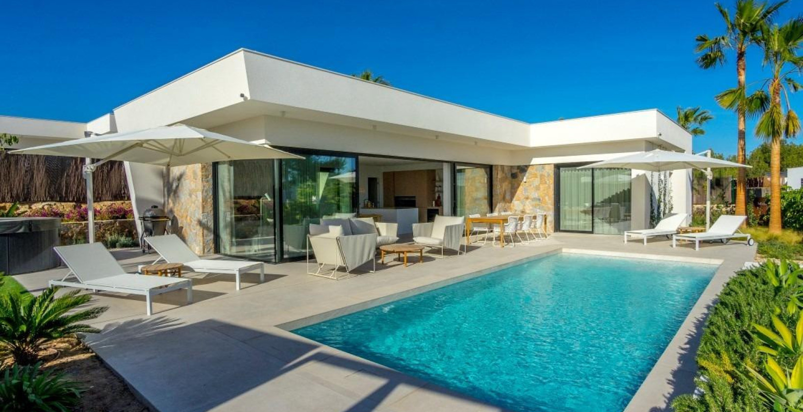 Resale - Villa - Orihuela Costa - Las Colinas Golf