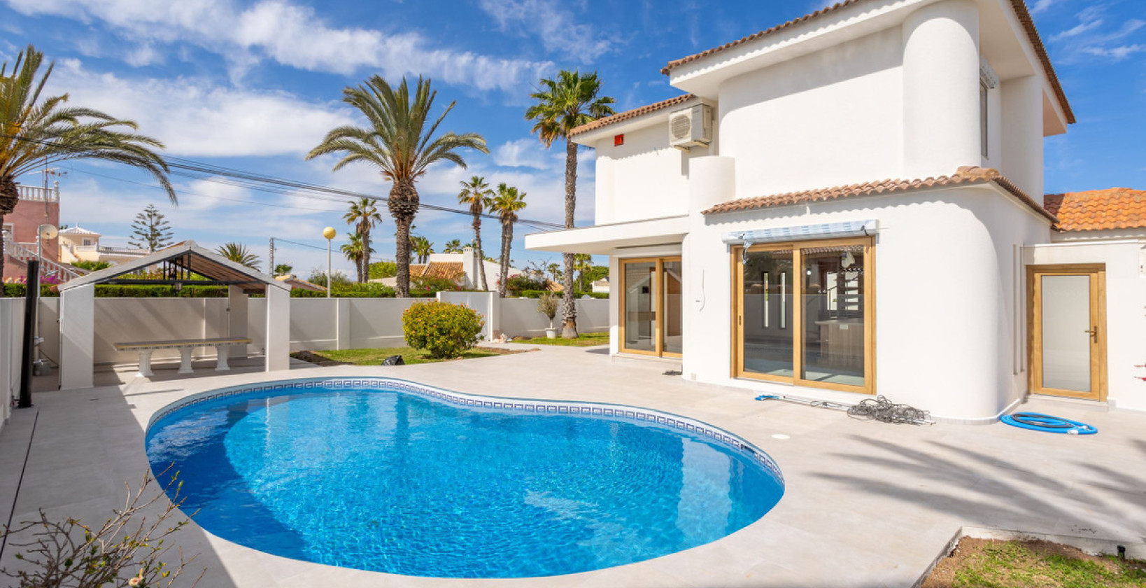 Resale - Villa - Orihuela Costa - Cabo Roig