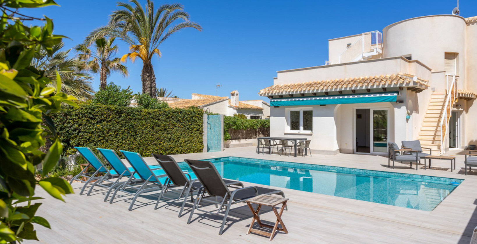 Återförsäljning - Villa - Orihuela Costa - Playa Flamenca