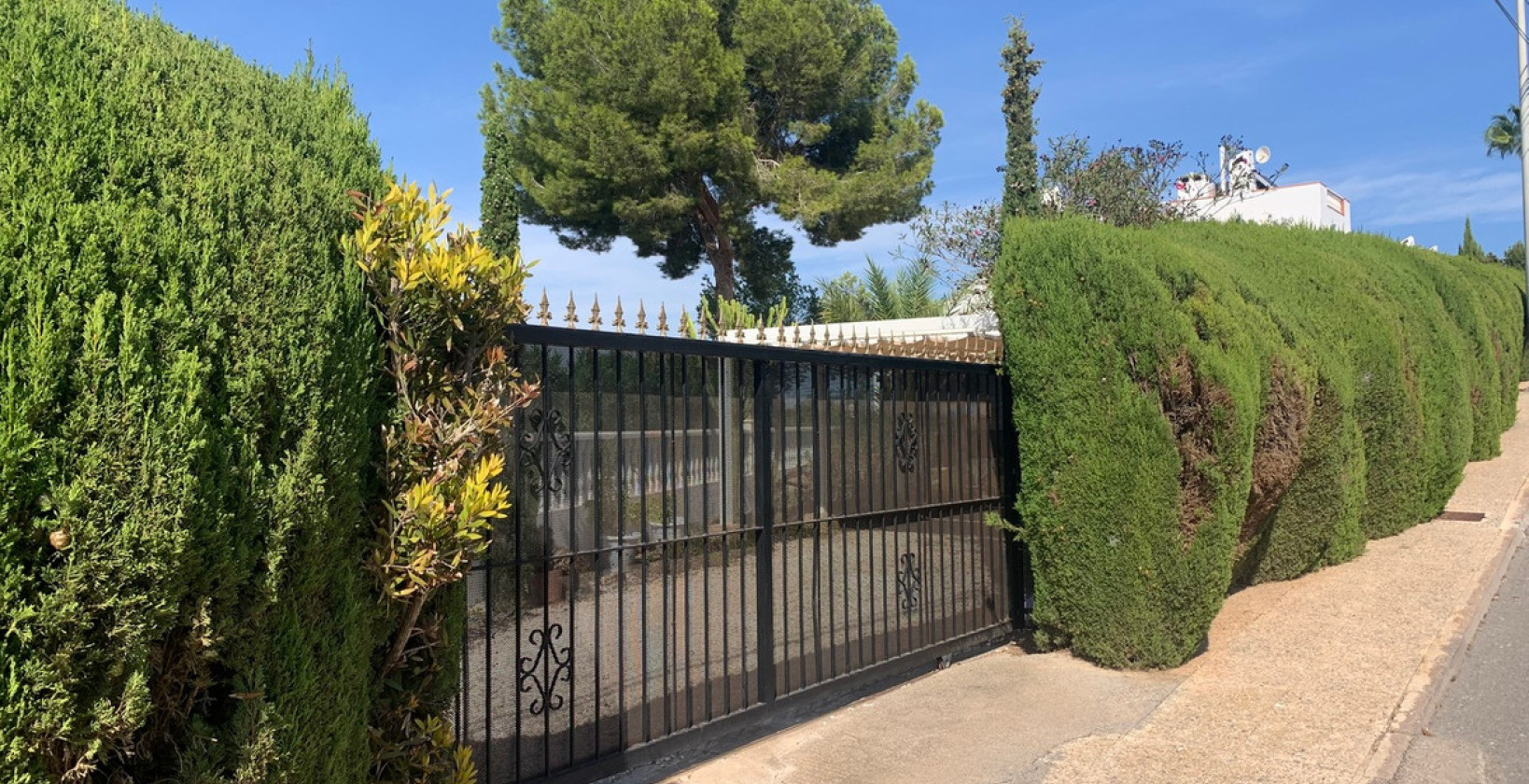 Återförsäljning - Villa - Orihuela Costa - Villamartin