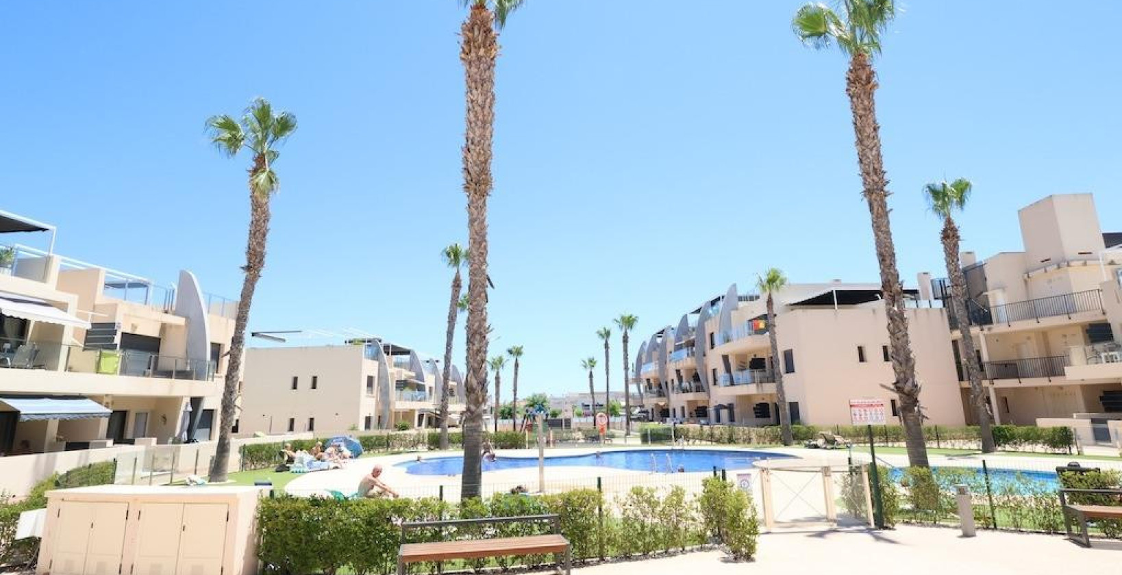 Resale - Apartment / flat - Pilar de la Horadada - Torre De La Horadada