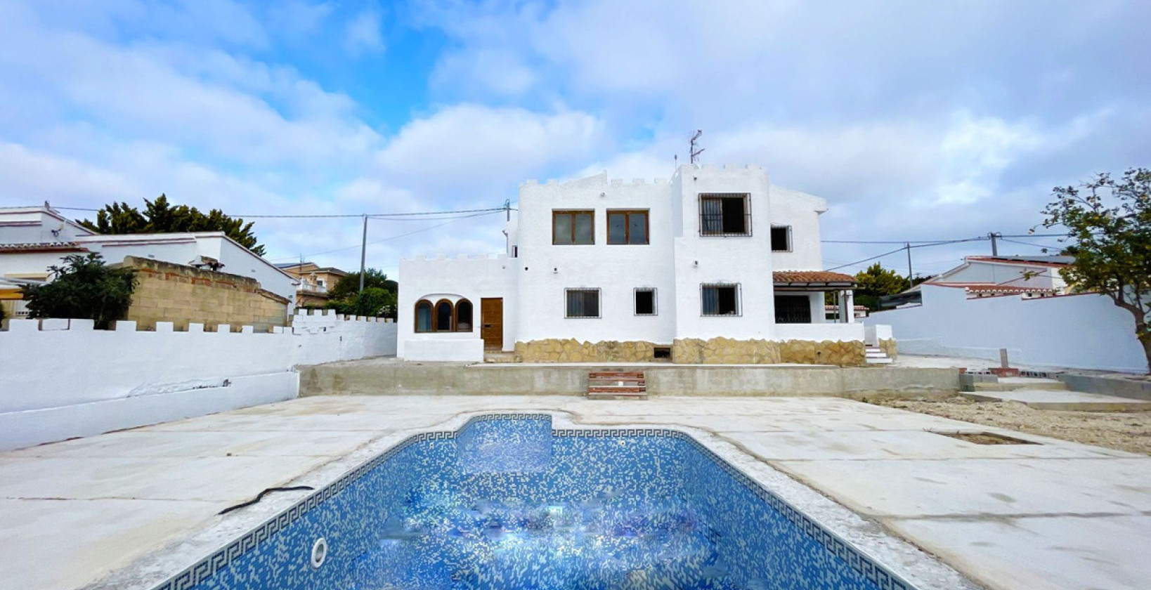 Resale - Villa - Calpe - Calpe Centro