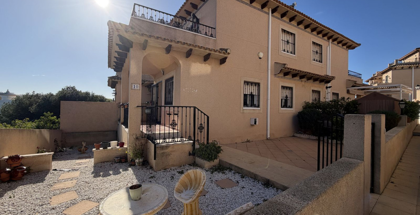 Resale - Villa - Orihuela Costa