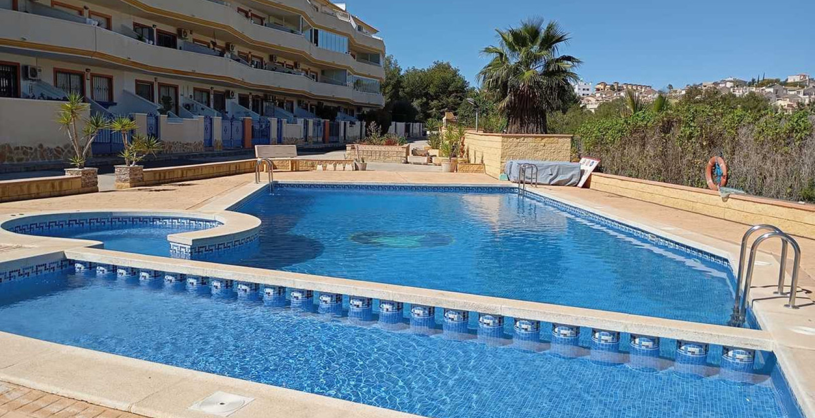 Återförsäljning - Lägenhet / lägenhet - Orihuela Costa - Villamartin