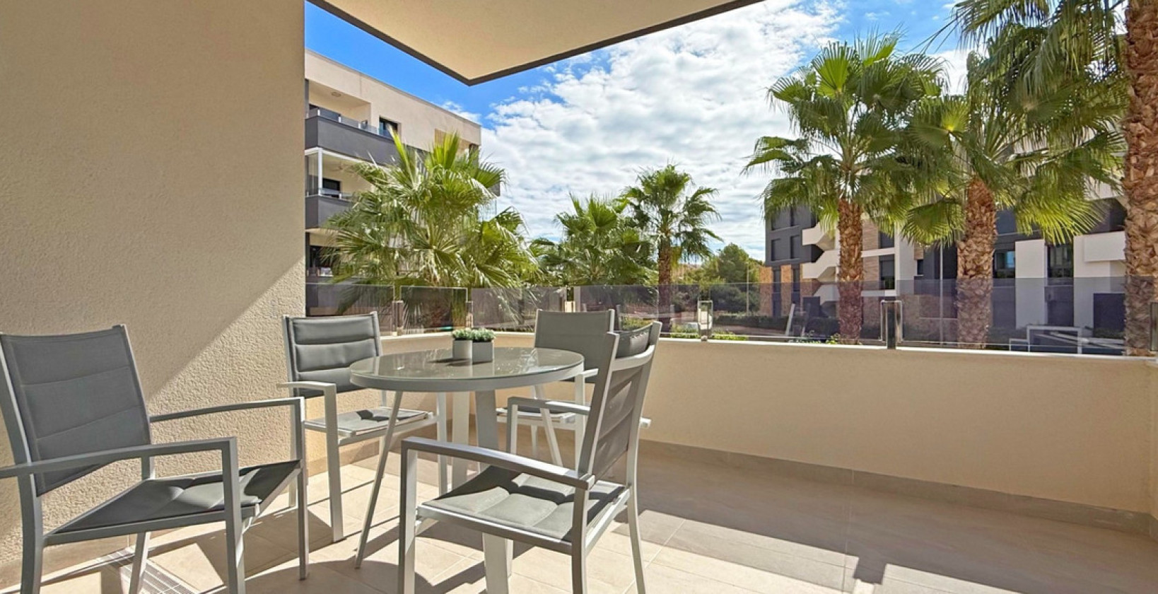 Återförsäljning - Lägenhet / lägenhet - Orihuela Costa - Los Altos