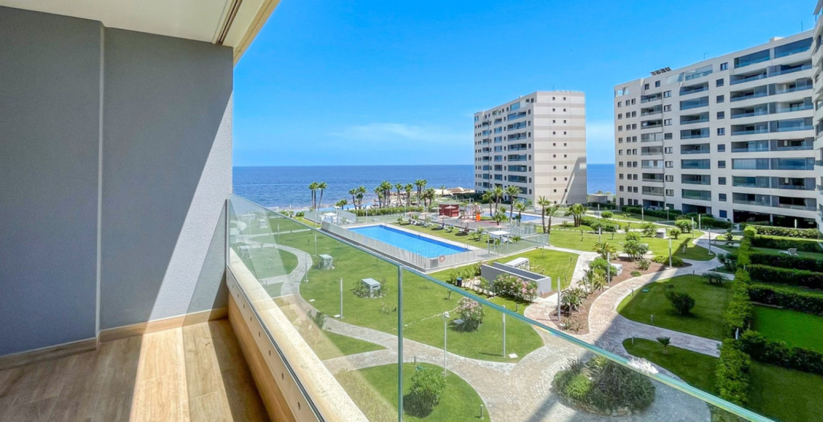 Återförsäljning - Lägenhet / lägenhet - Orihuela Costa - Punta Prima