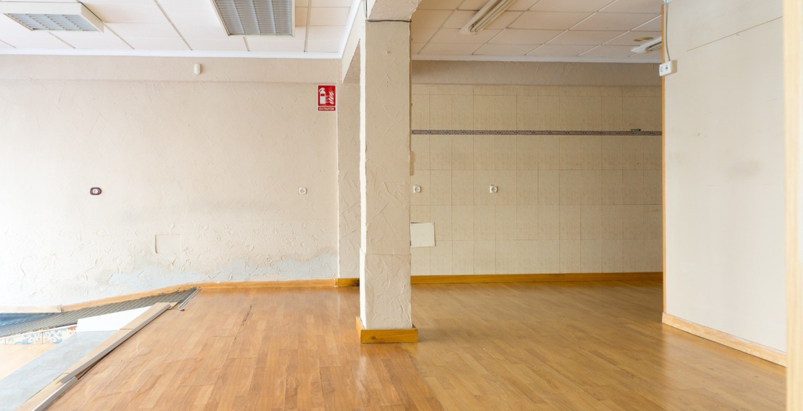 Återförsäljning - Commercial property - Torrevieja - Torrevieja Centro