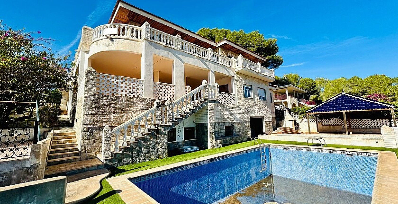Återförsäljning - Villa - Orihuela Costa - Dehesa de Campoamor