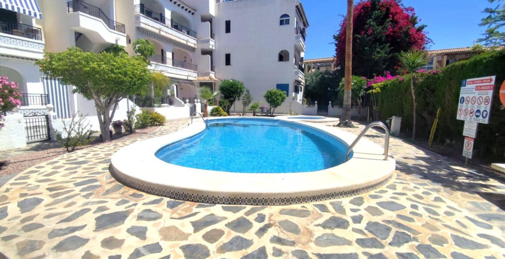Återförsäljning - Villa - Orihuela Costa - Cabo Roig