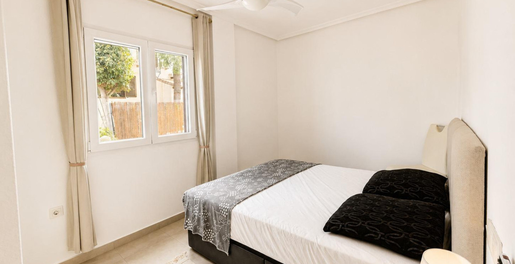 Återförsäljning - Villa - Orihuela Costa - Cabo Roig