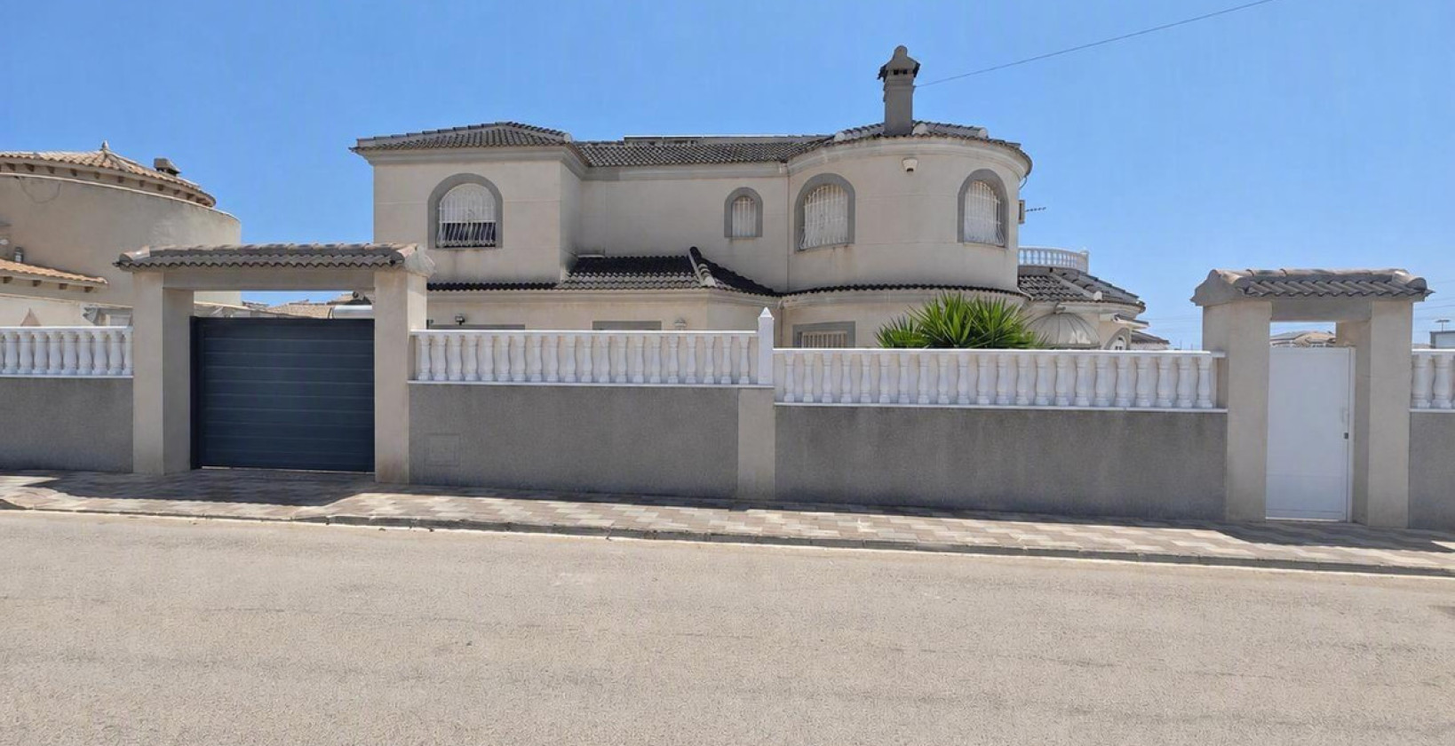 Återförsäljning - Villa - Torrevieja - La Siesta