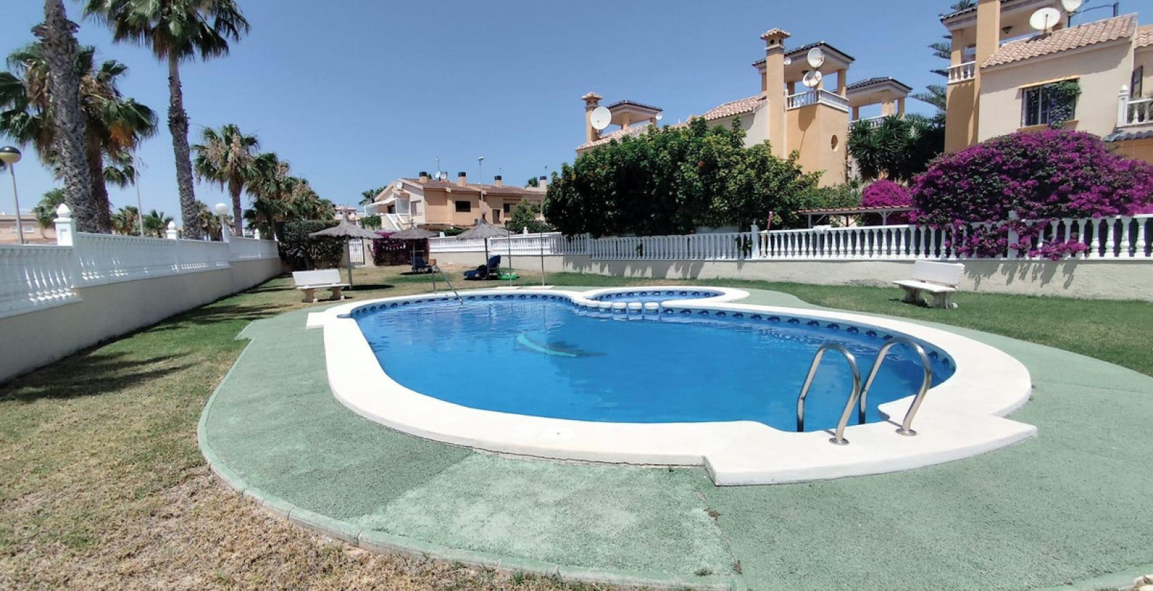 Återförsäljning - Villa - Orihuela Costa - Lomas de Cabo Roig