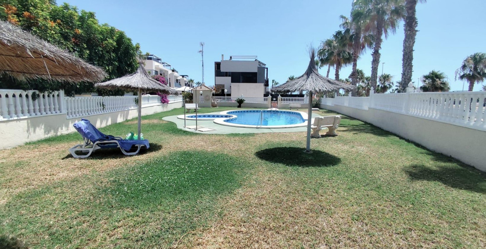Återförsäljning - Villa - Orihuela Costa - Lomas de Cabo Roig