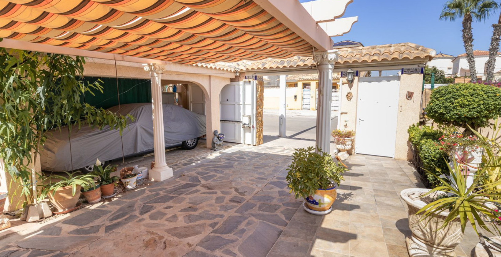 Återförsäljning - Villa - Orihuela Costa - La Regia