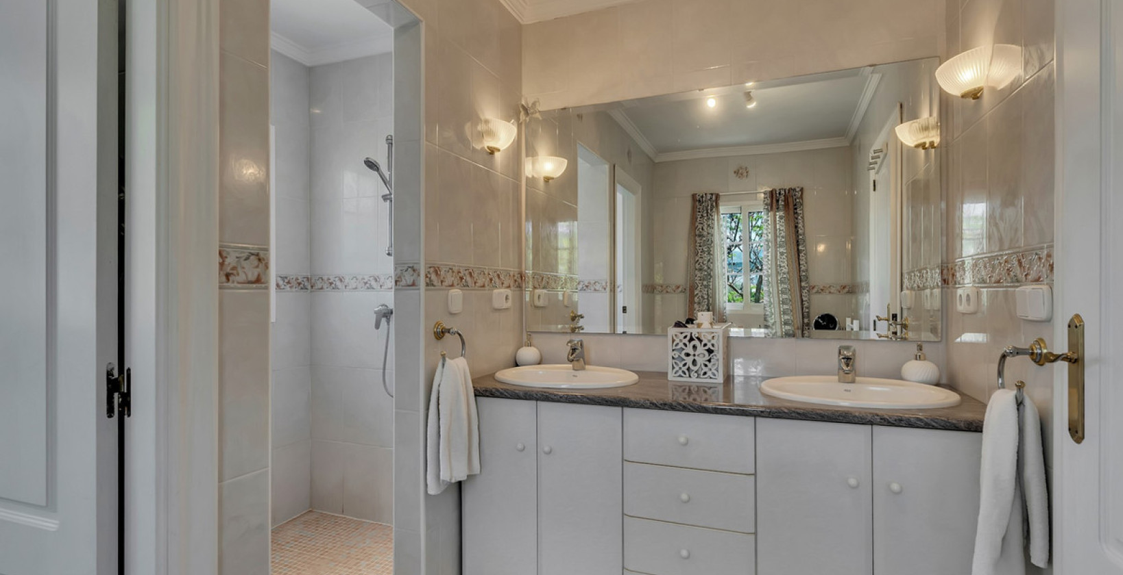 Resale - Villa - Orba - Orba Centro