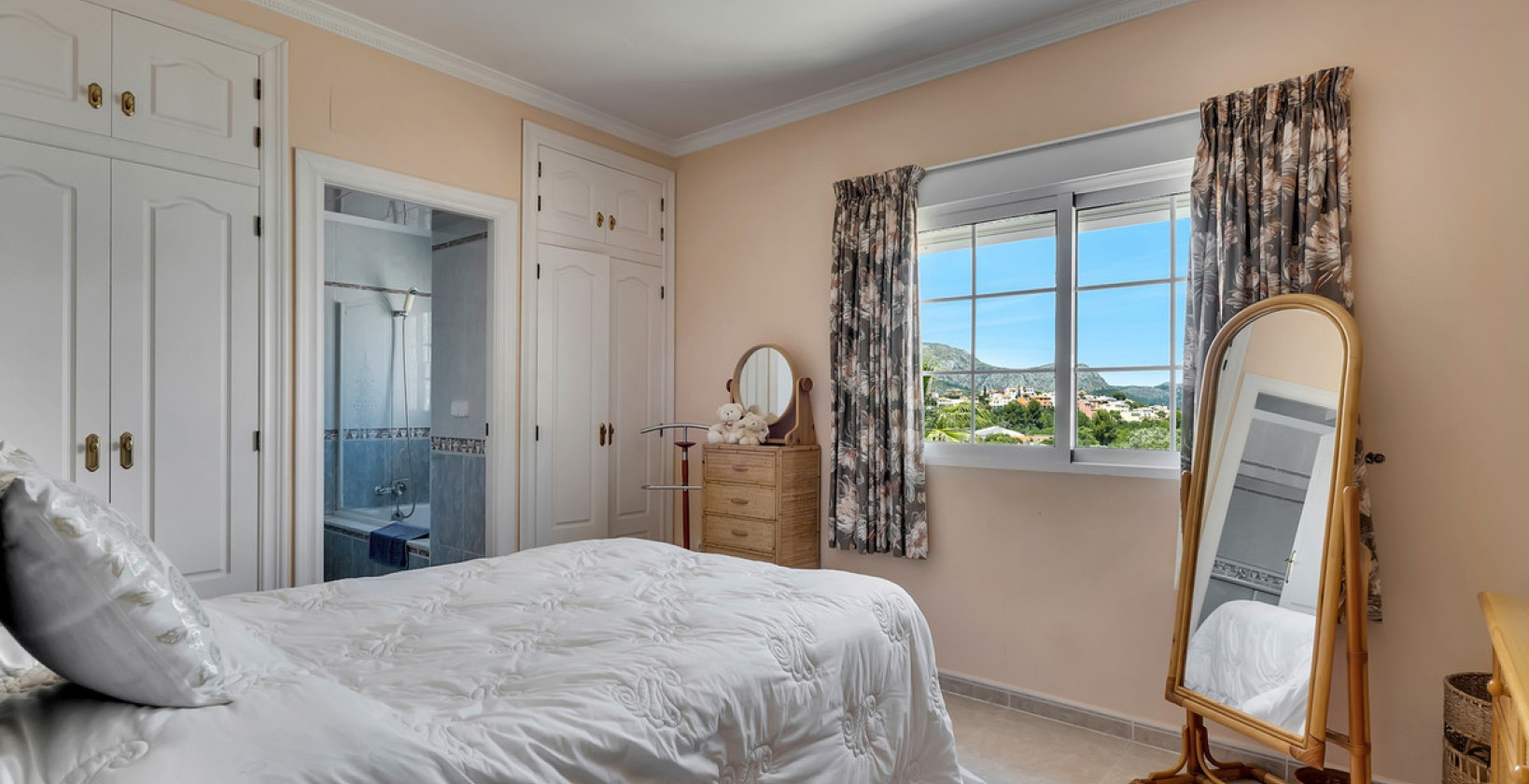 Resale - Villa - Orba - Orba Centro