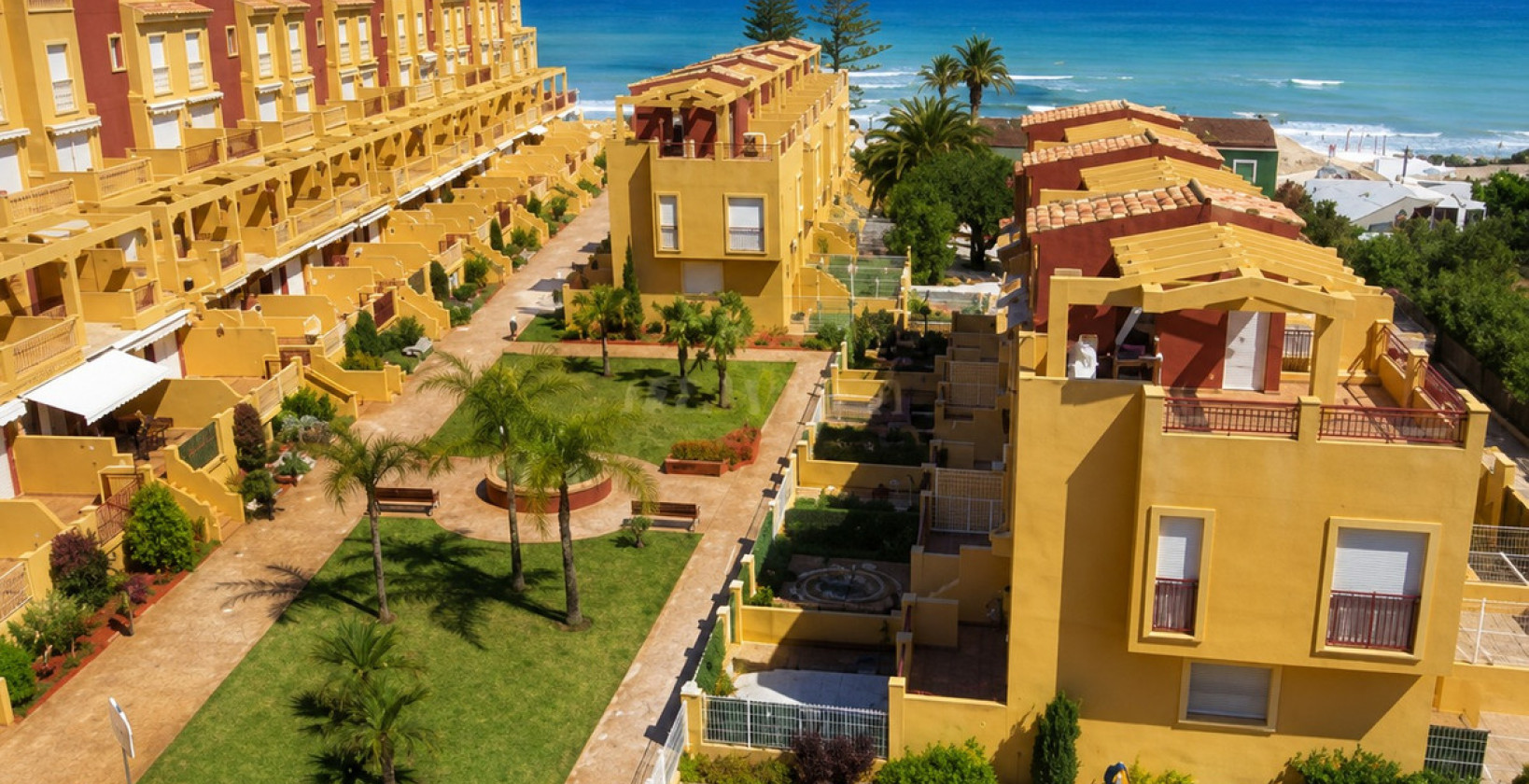 Återförsäljning - Radhus - Denia - Denia Centro
