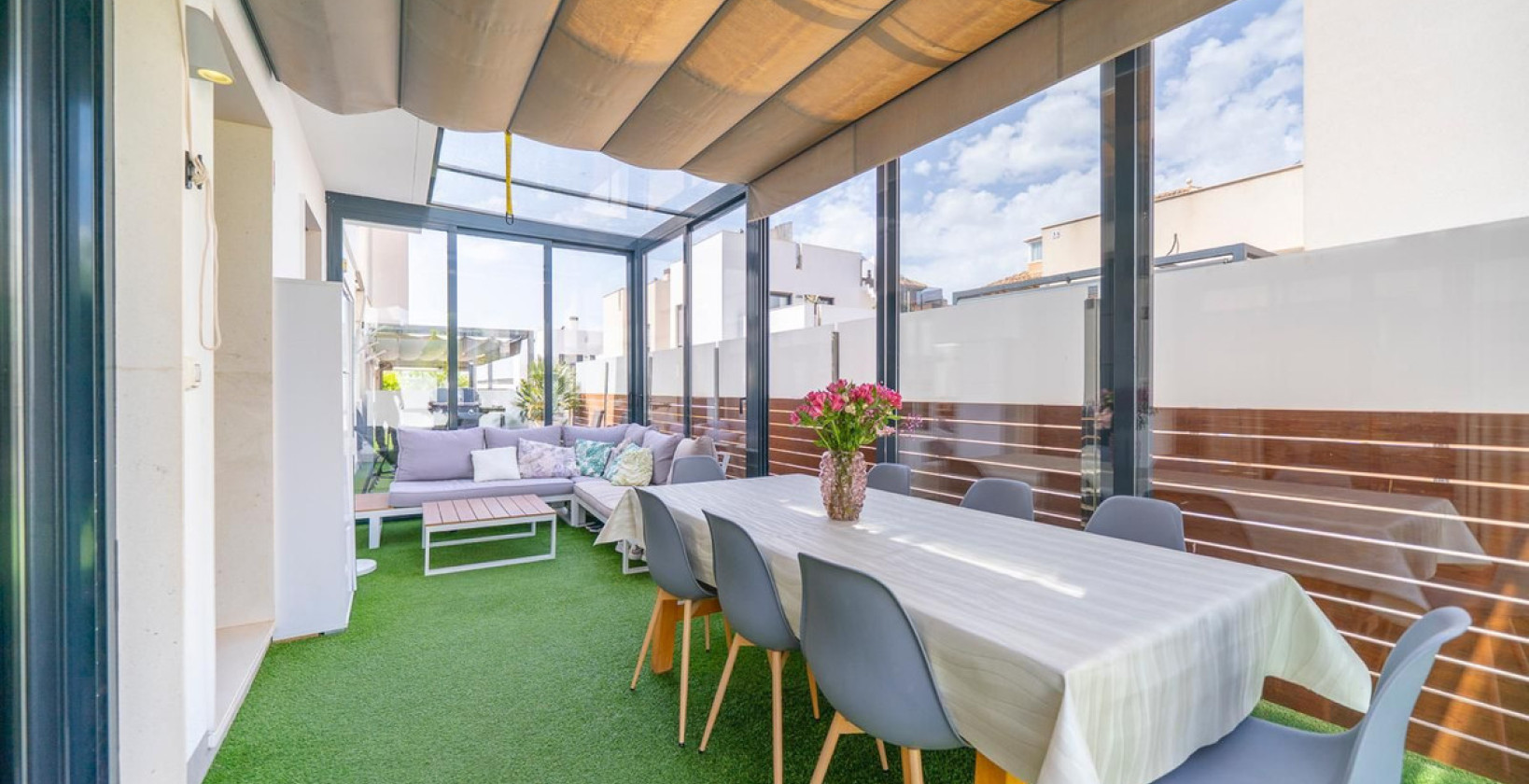 Resale - Villa - Torrevieja - Torrevieja Centro