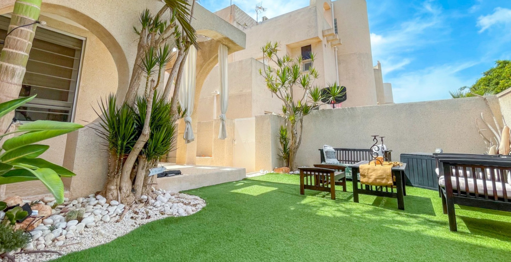 Resale - Townhouse - Torrevieja - La Siesta - El Salado -  Torreta