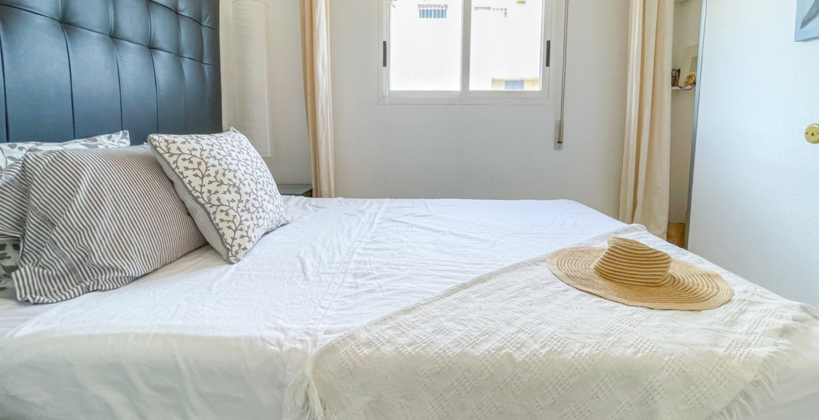 Resale - Townhouse - Torrevieja - La Siesta - El Salado -  Torreta