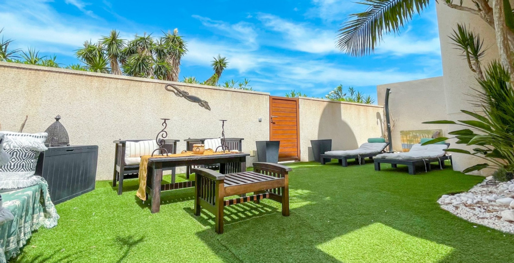 Resale - Townhouse - Torrevieja - La Siesta - El Salado -  Torreta
