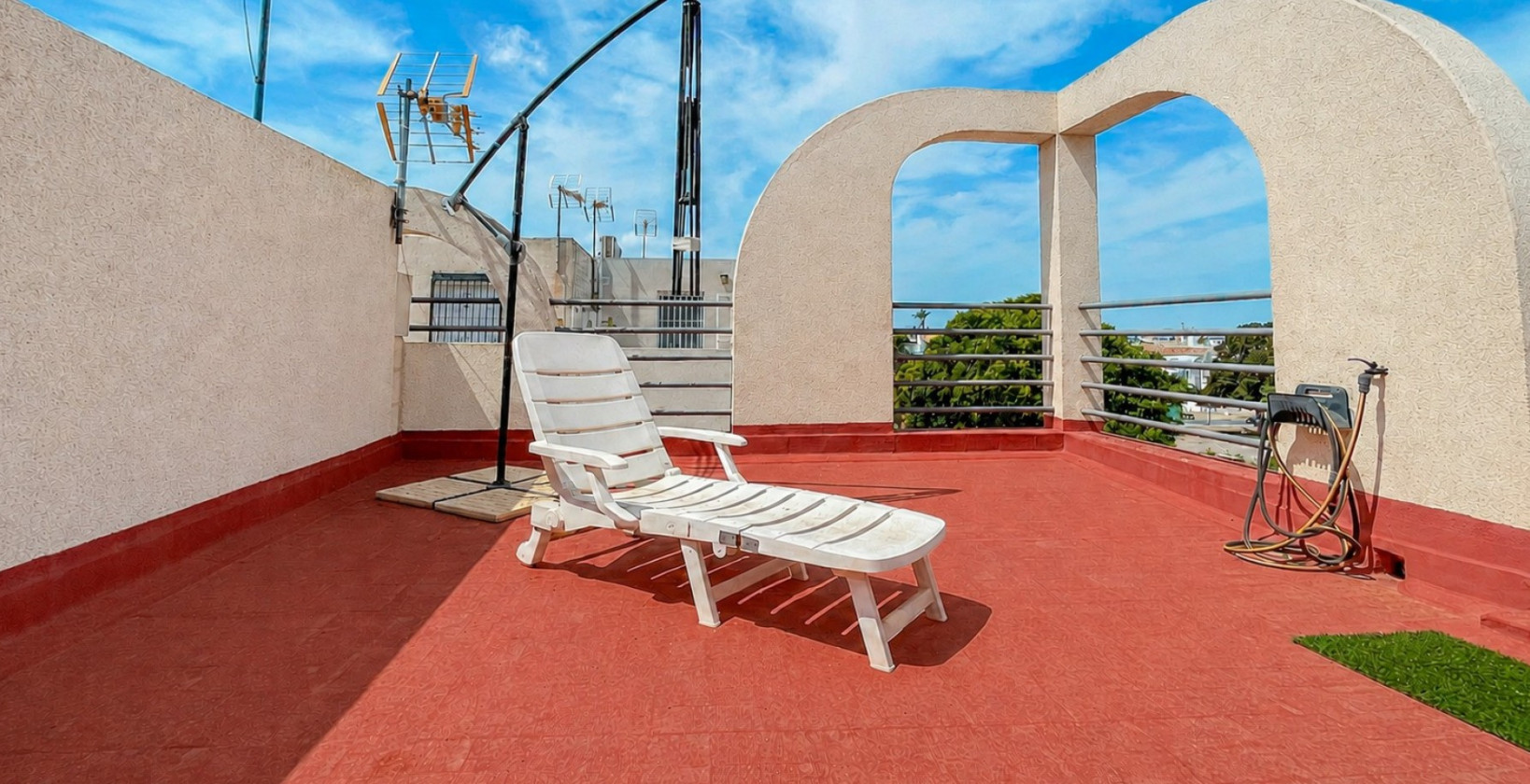 Resale - Townhouse - Torrevieja - La Siesta - El Salado -  Torreta