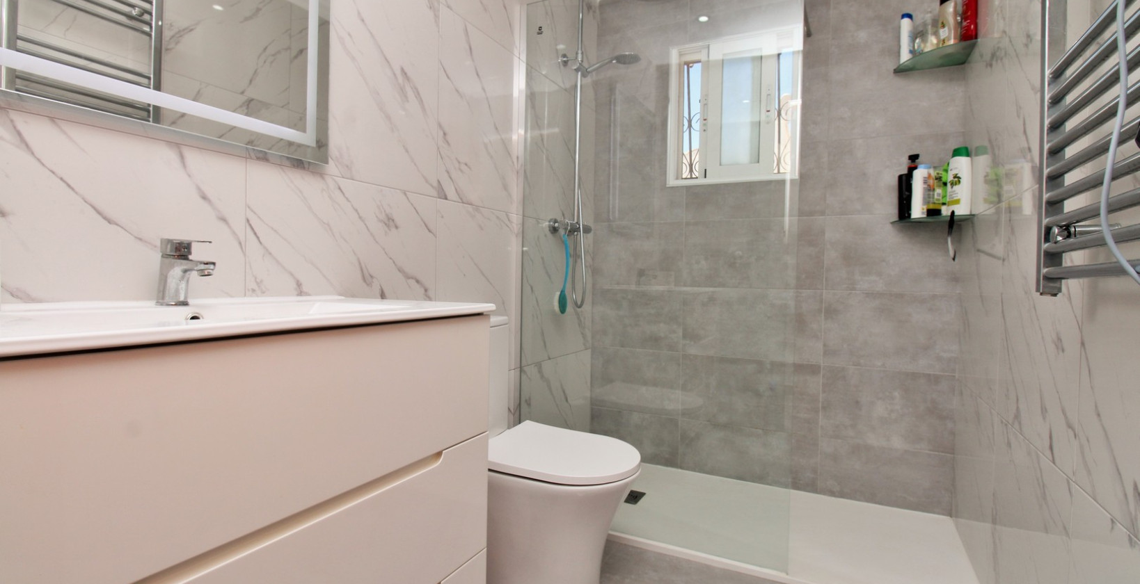 Reventa - Chalet - Villamartín - Villamartin