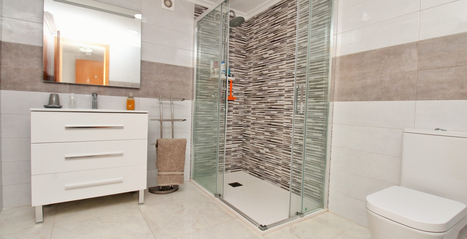 Reventa - Chalet - Villamartín - Villamartin