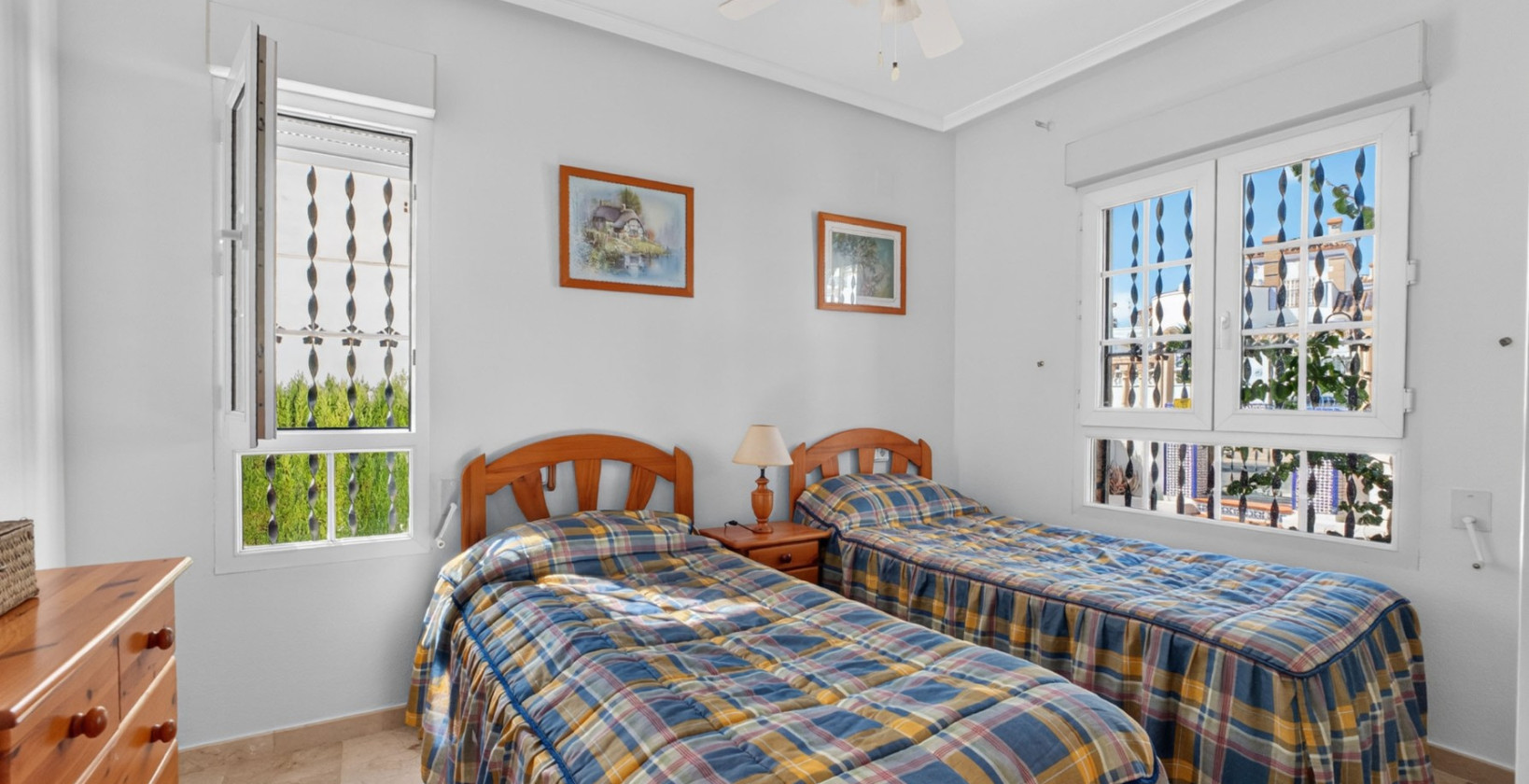 Resale - Villa - Orihuela Costa - Villamartín