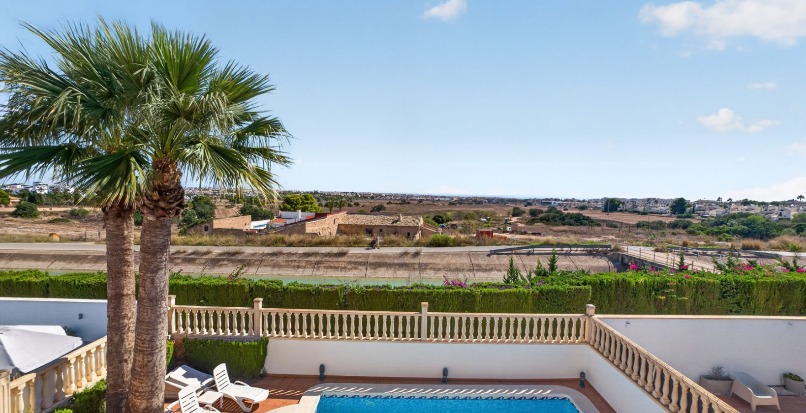 Resale - Villa - Orihuela Costa - Villamartín