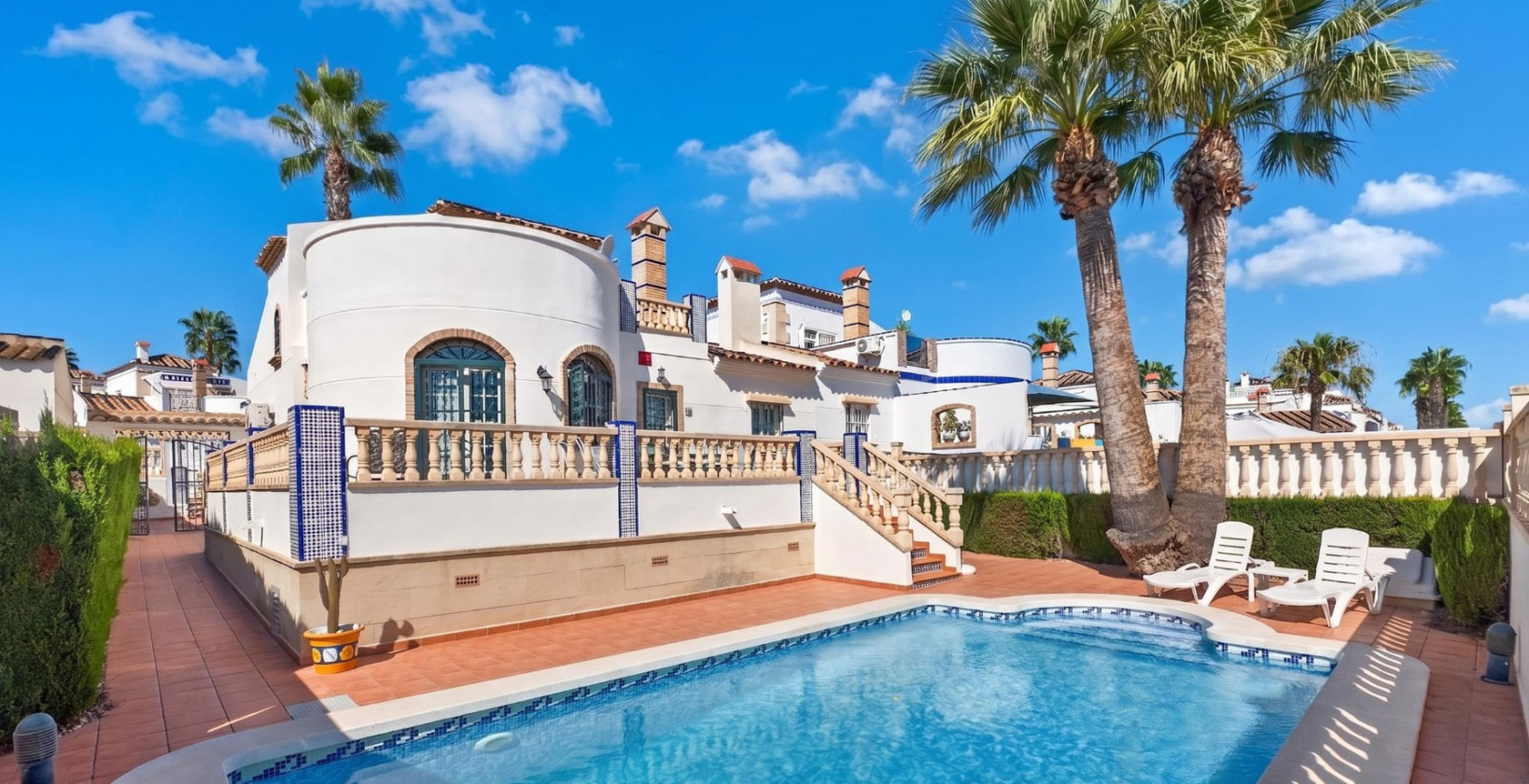 Resale - Villa - Orihuela Costa - Villamartín