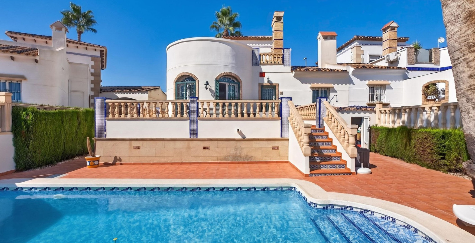Resale - Villa - Orihuela Costa - Villamartín