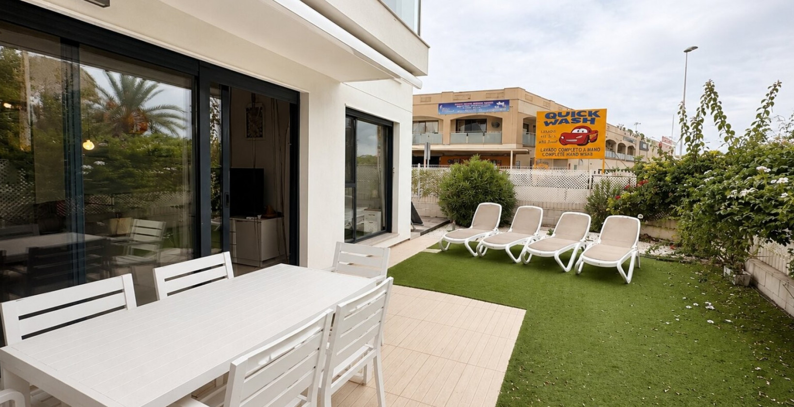 Återförsäljning - Lägenhet / lägenhet - Orihuela Costa - Punta Prima