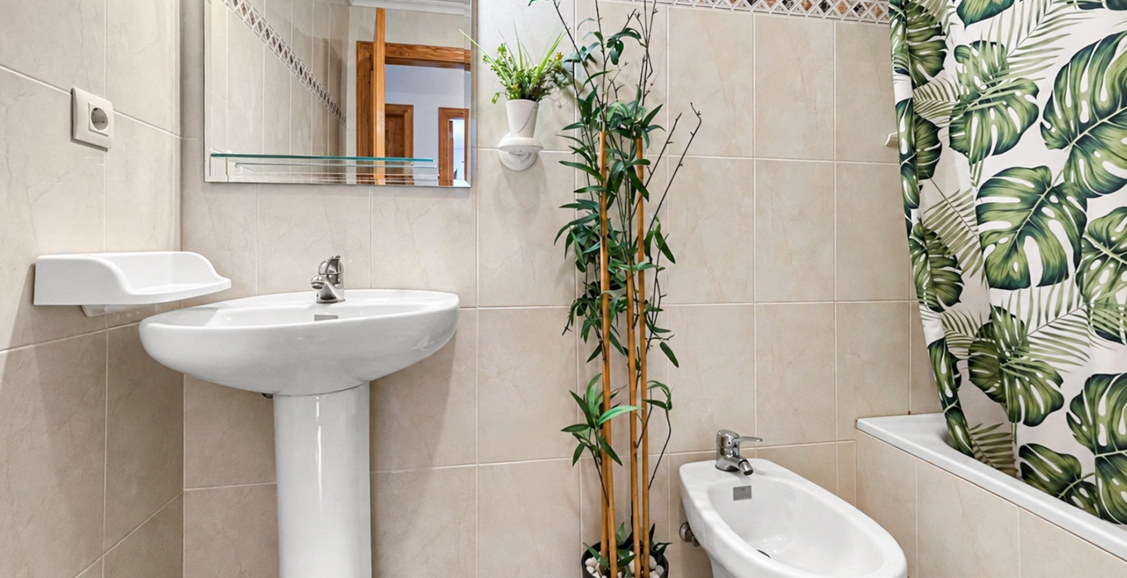 Reventa - Apartamento / piso - Mil Palmeras