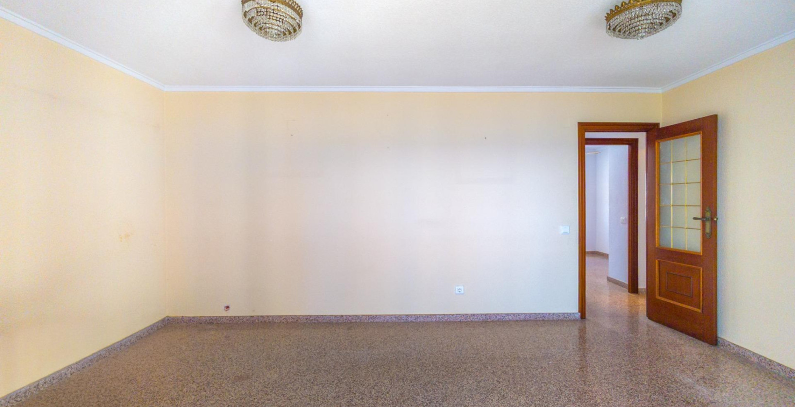 Resale - Apartment / flat - Torrevieja - La Mata pueblo