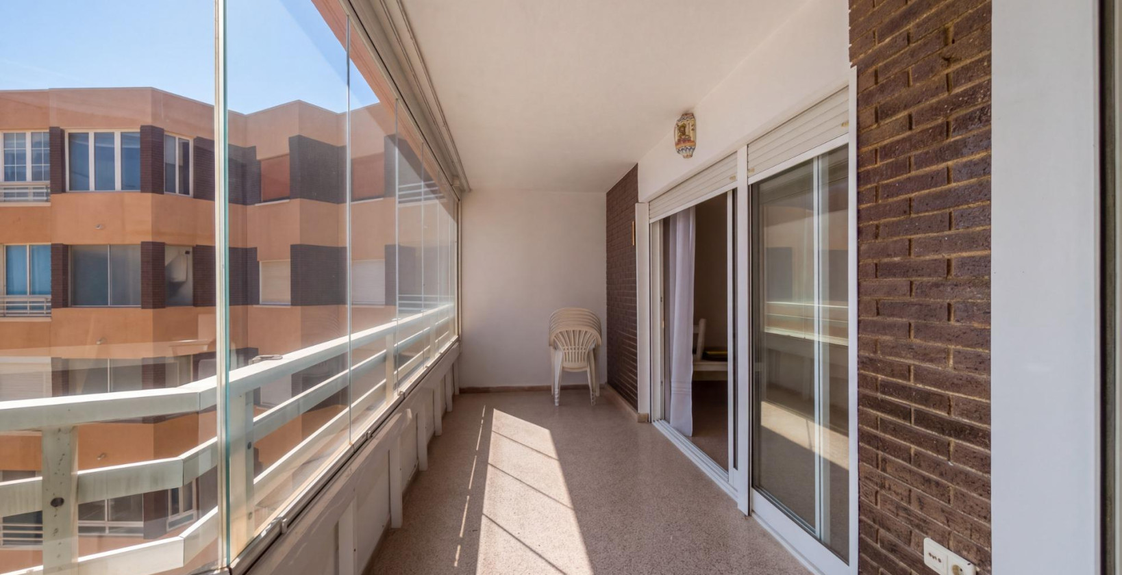 Resale - Apartment / flat - Torrevieja - La Mata pueblo