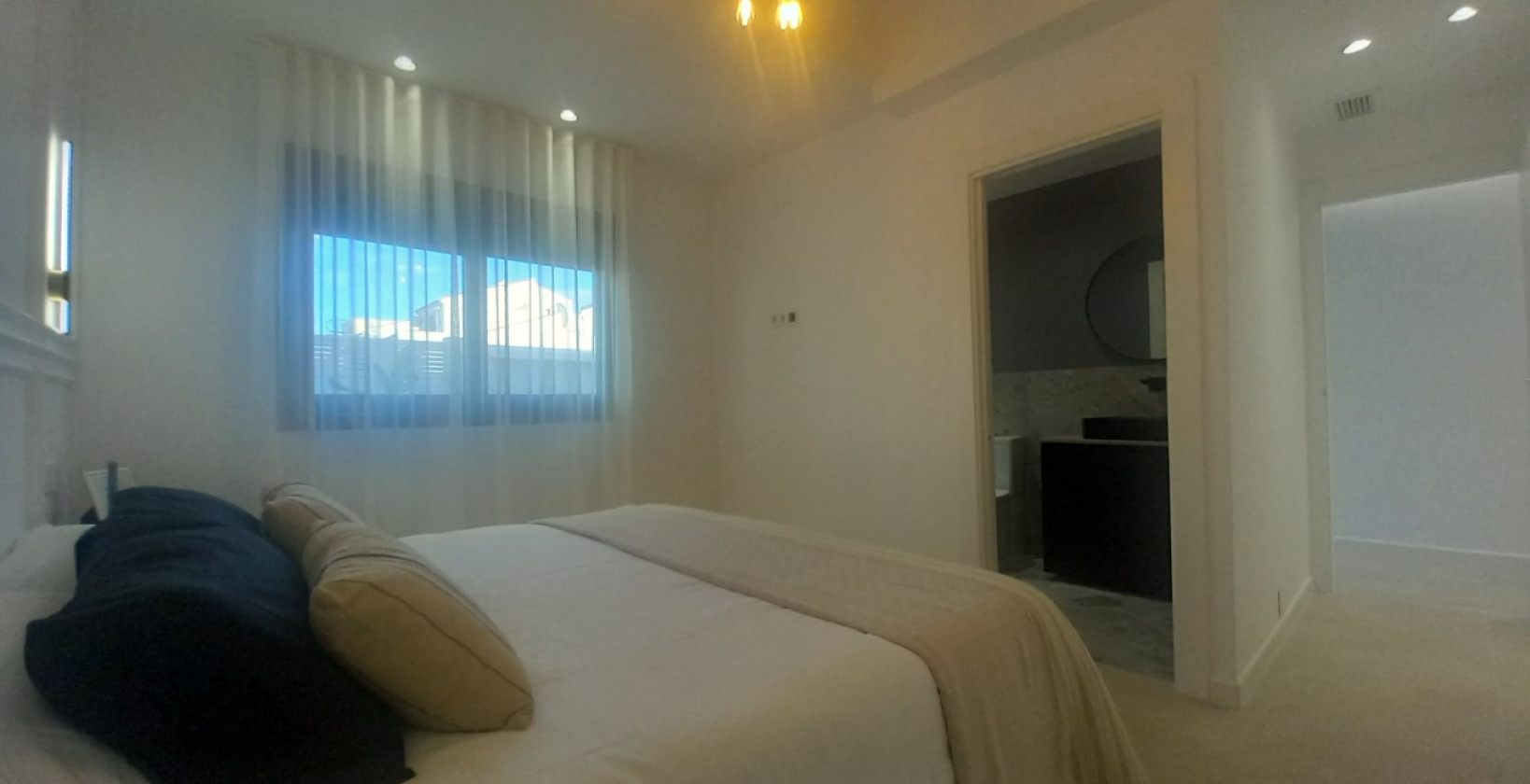 Resale - Villa - El Chaparral