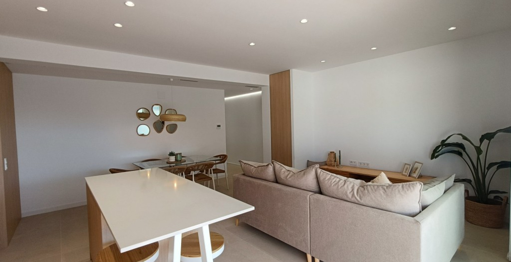Resale - Villa - El Chaparral