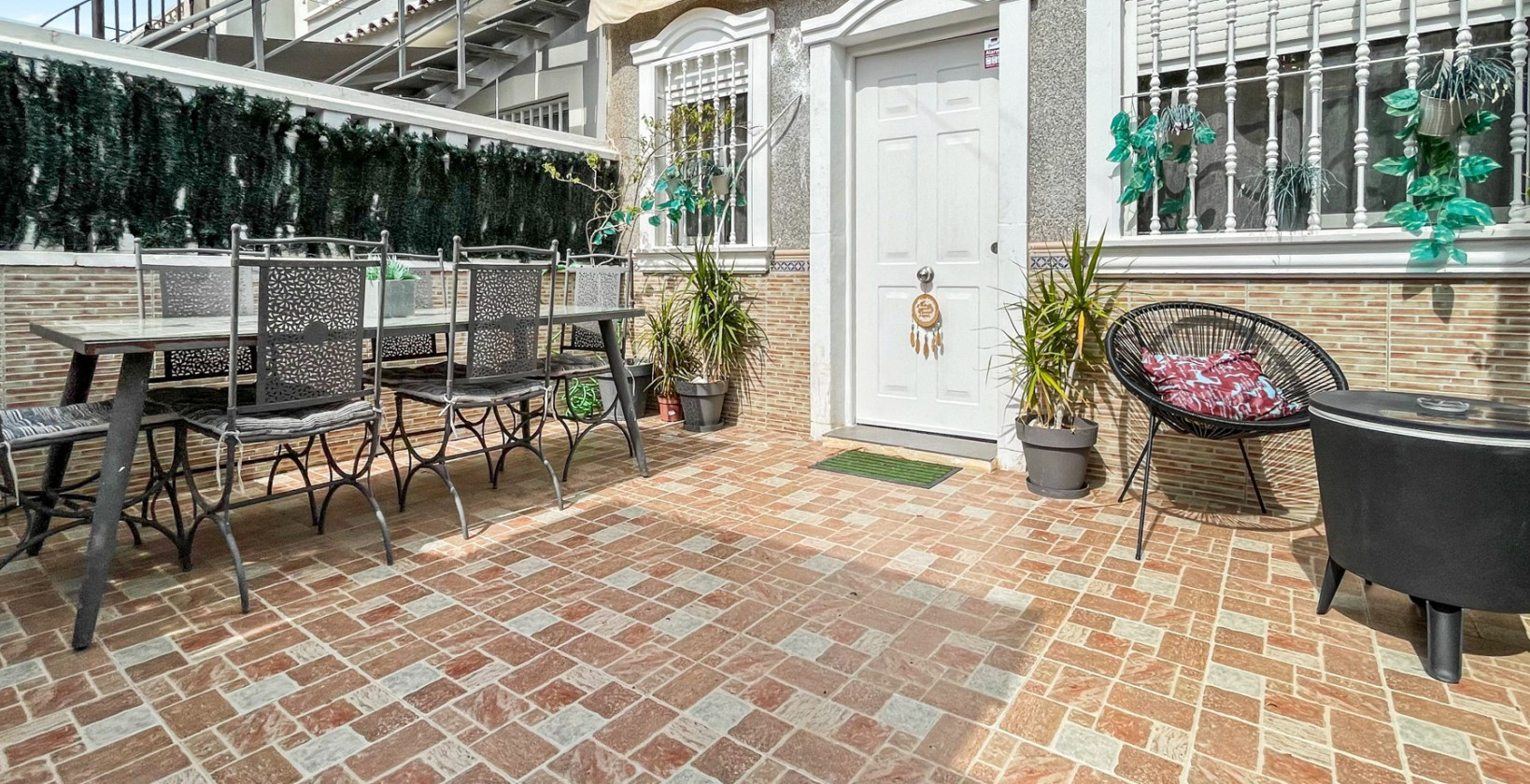 Resale - Apartment / flat - Torrevieja - La Siesta - El Salado -  Torreta