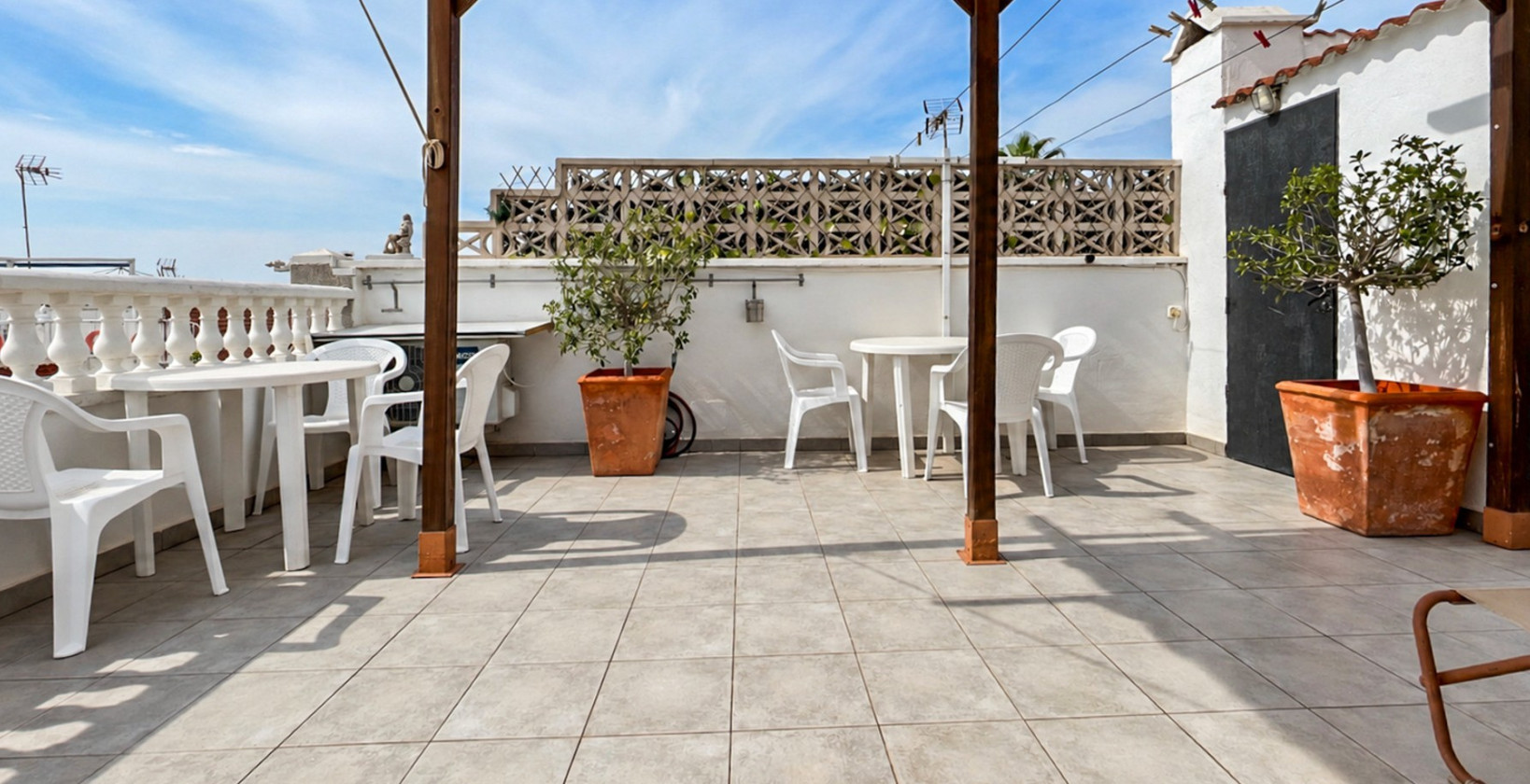Resale - Apartment / flat - Torrevieja - La Siesta - El Salado -  Torreta